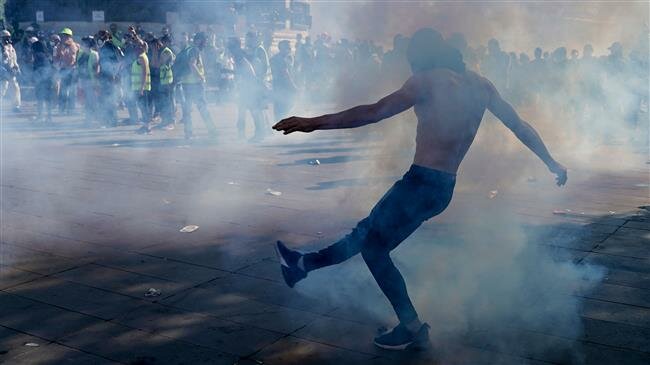 #Yellow Vest