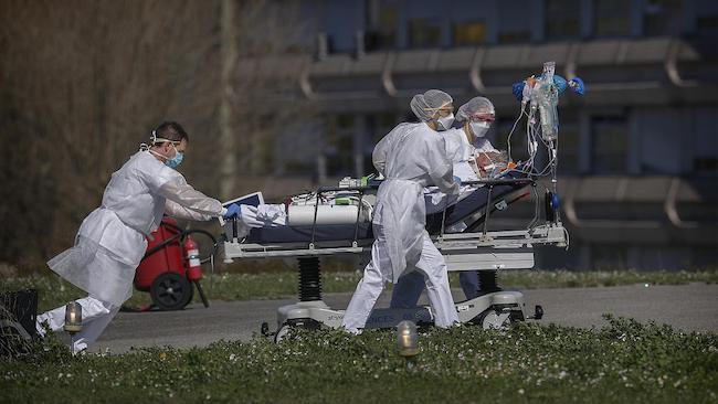 Coronavirus: Worldwide cases top 420, 000 as more nations impose lockdowns