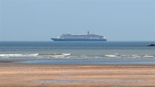 Trump urges Florida to allow cruise ships with COVID19 outbreak to dock