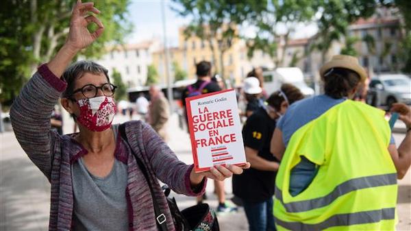 #Yellow Vest