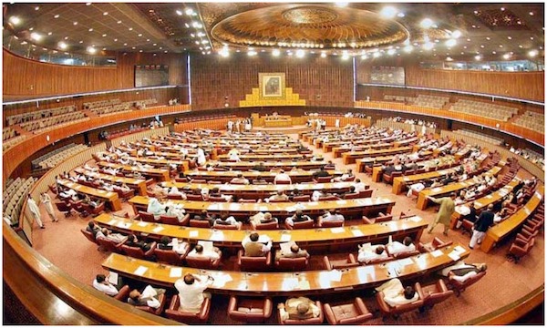 Pakistan parliament to host trade and investment forum for Afghans