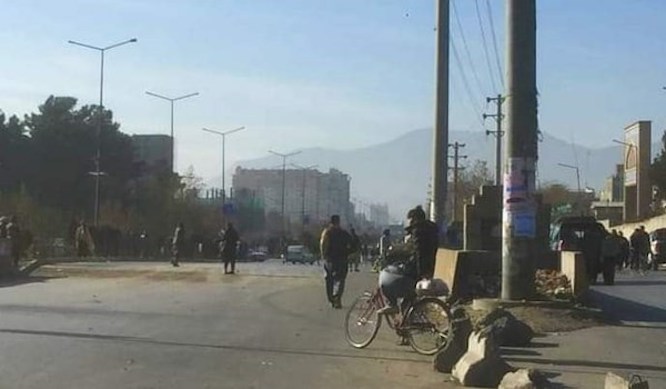 په کابل کې چاودنې پېنځه کسان ټپیان کړل