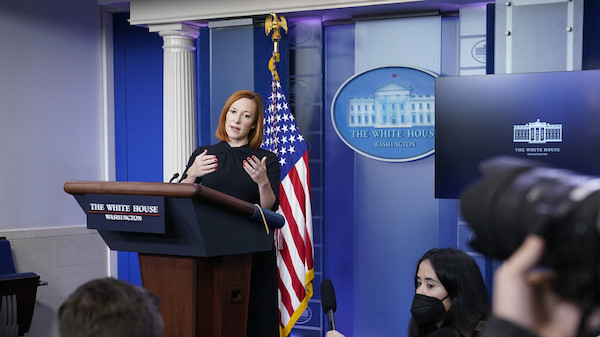 White House brushes off Putin�s warning