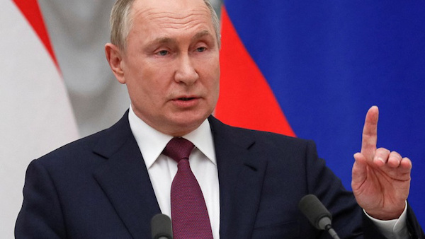 Putin says US trying to draw Russia into war over Ukraine