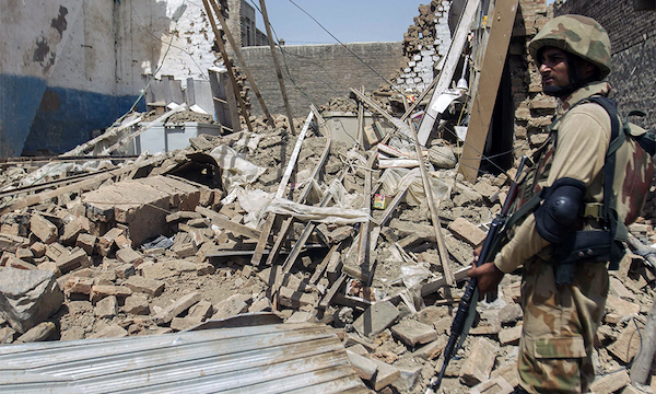 Attacks on Pakistan military bases kill four soldiers, 15 insurgents