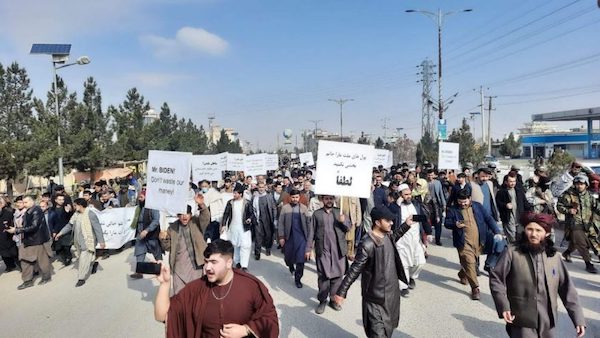 911 unrelated to Afghans, we should not compensate for its victims: protestors in several Afghan provinces