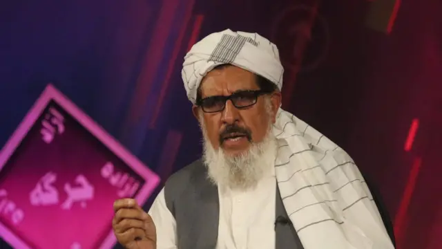 خلیلزاد د «فاروق اعظم» د خوشېکېدو خبر ورکړ