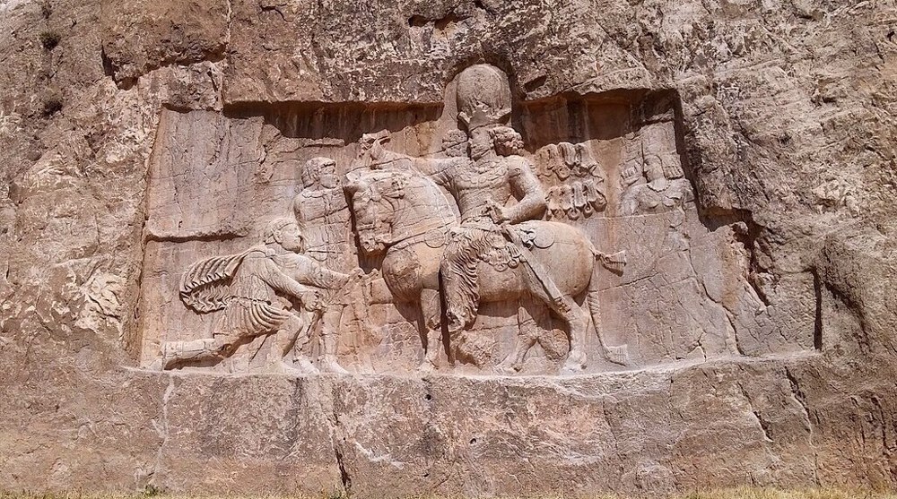 ‘Kneel Before Iran’ statue unveiled in Tehran’s Enqelab Square