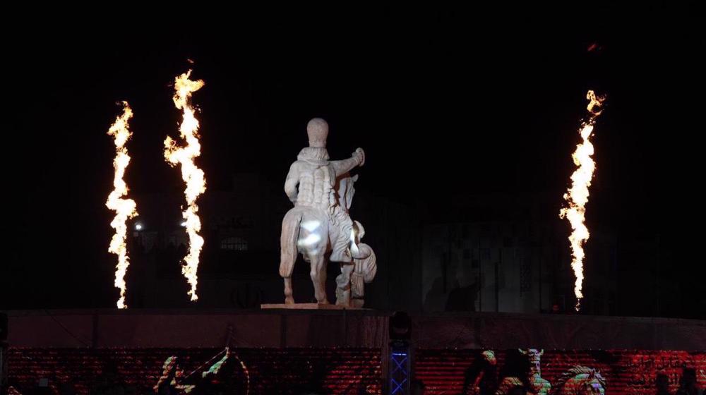 ‘Kneel Before Iran’ statue unveiled in Tehran’s Enqelab Square