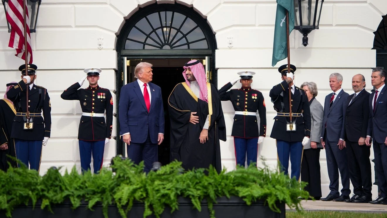 Trump welcomes MBS for White House visit with fanfare for Saudi crown prince and military flyover