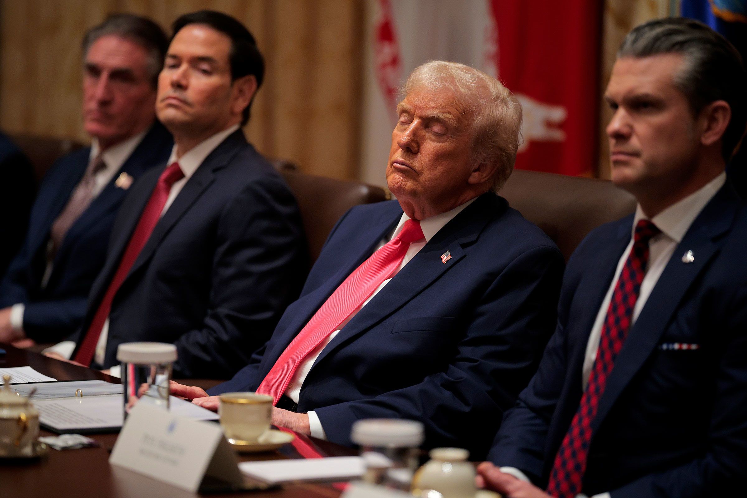 Donald Trump Abruptly Wakes Up After Dozing Off While Discussing $12 Billion Deal During White House Roundtable