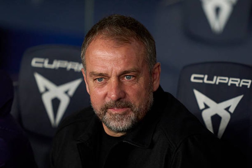 Raphinha scores 2 as Barcelona wins