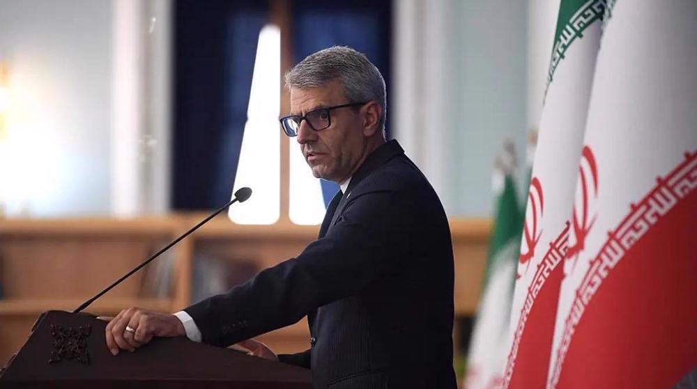 Iran begins easing bans on global internet