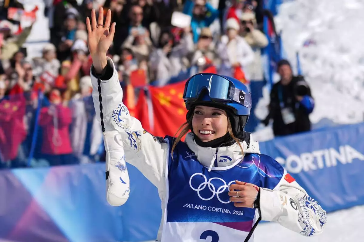 Eileen Gu finds gold on the halfpipe to make it 6 medals in 6 Olympic events over her career