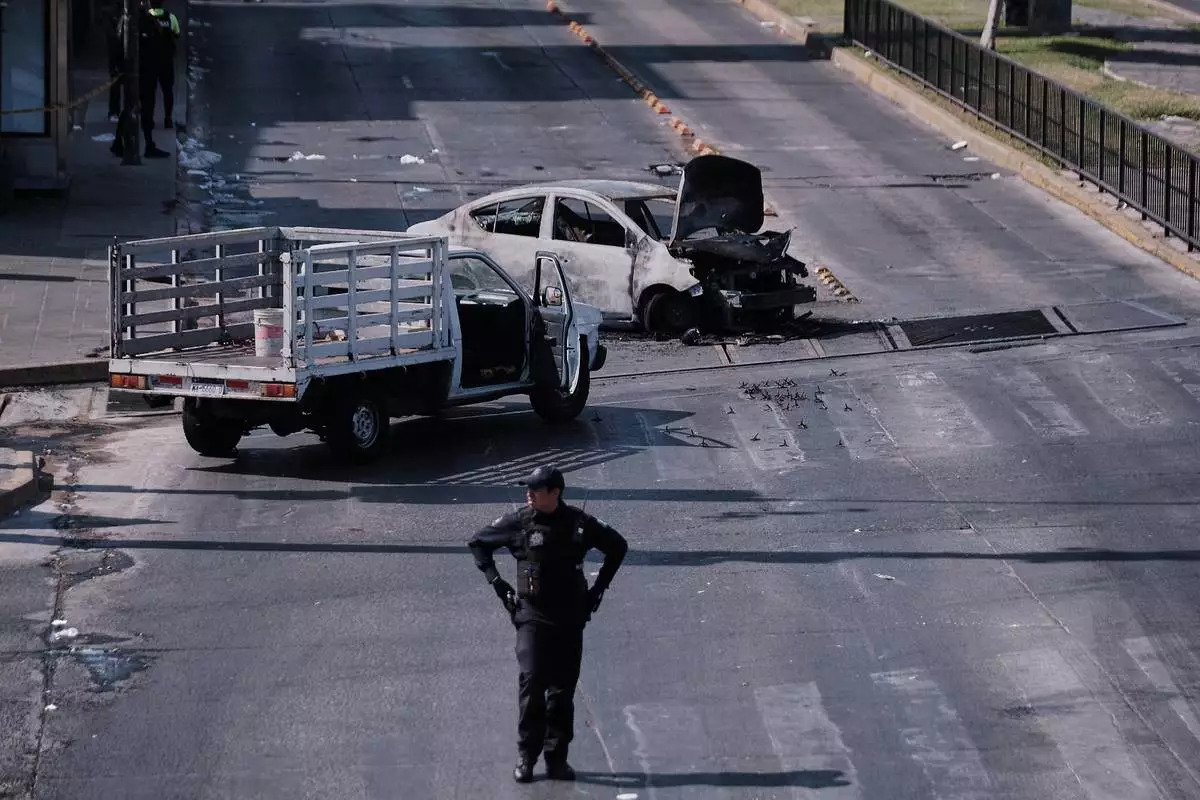 Photos of violence in Mexico after the army killed cartel boss Nemesio `El Mencho` Oseguera