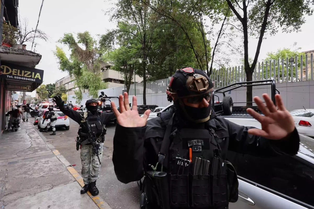 Photos of violence in Mexico after the army killed cartel boss Nemesio `El Mencho` Oseguera