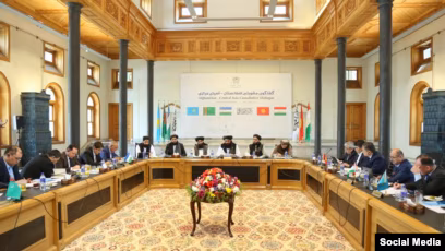 متهم رسوایی‌ مدعی مدیریت جهانی