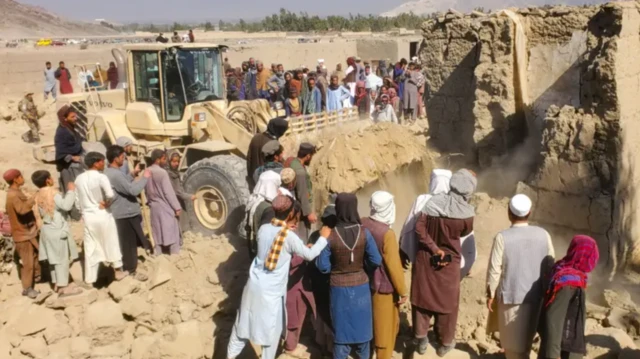 کشتار غیرنظامیان، مصئونیت طالبان؛ پاکستان چه می‌خواهد؟