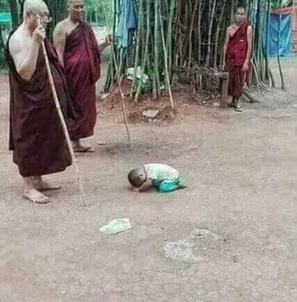Stop Killing the Burmese Muslims!photo and VIDEO