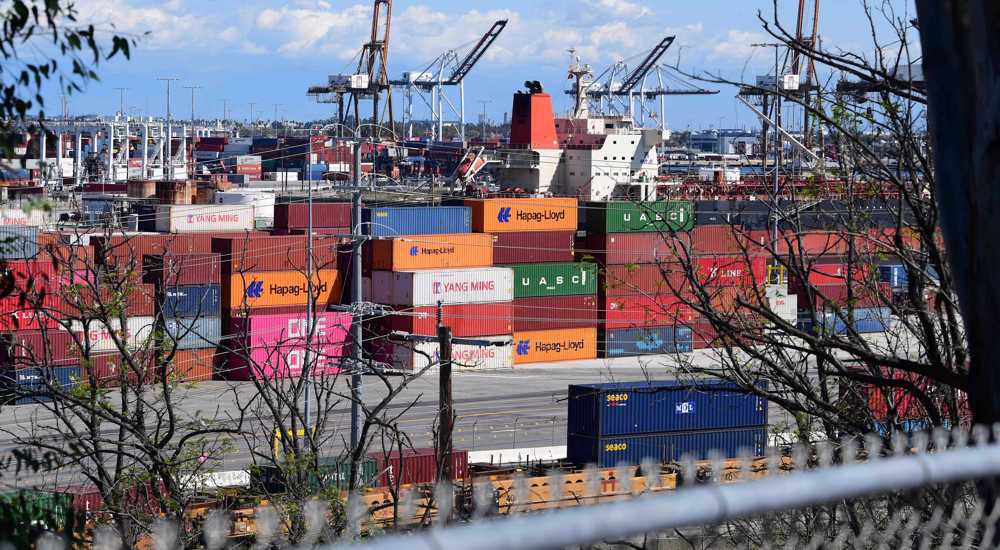 US trade deficit widens as exports hit 10-year low
