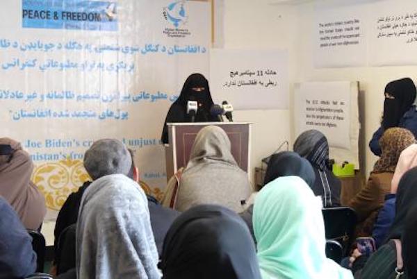  Afghan Women Criticize Bidens Afghan Assets Decision 
