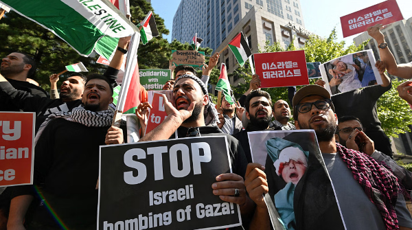 People across globe stand in solidarity with Gaza as Israel continues bombardment