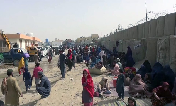  Afghanistan: 8,000 Afghan refugees return through Spin Boldak in last two days