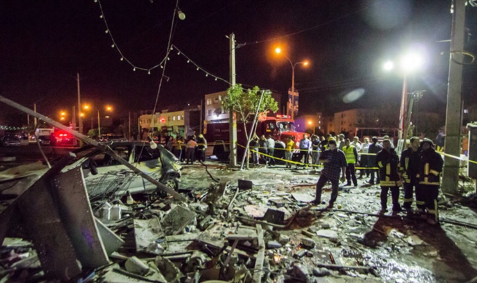 37 injured as Explosion Hits Hypermarket in Shiraz, Iran