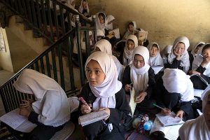  Two-Thirds of Afghanistanian Girls Do Not Attend School: Report 