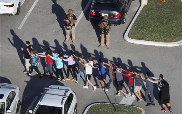  Ex-Student Arrested after 17 Shot Dead at Florida High School