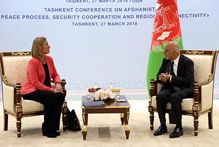  Ghani Meets EU Envoy On Sidelines Of Tashkent Meeting